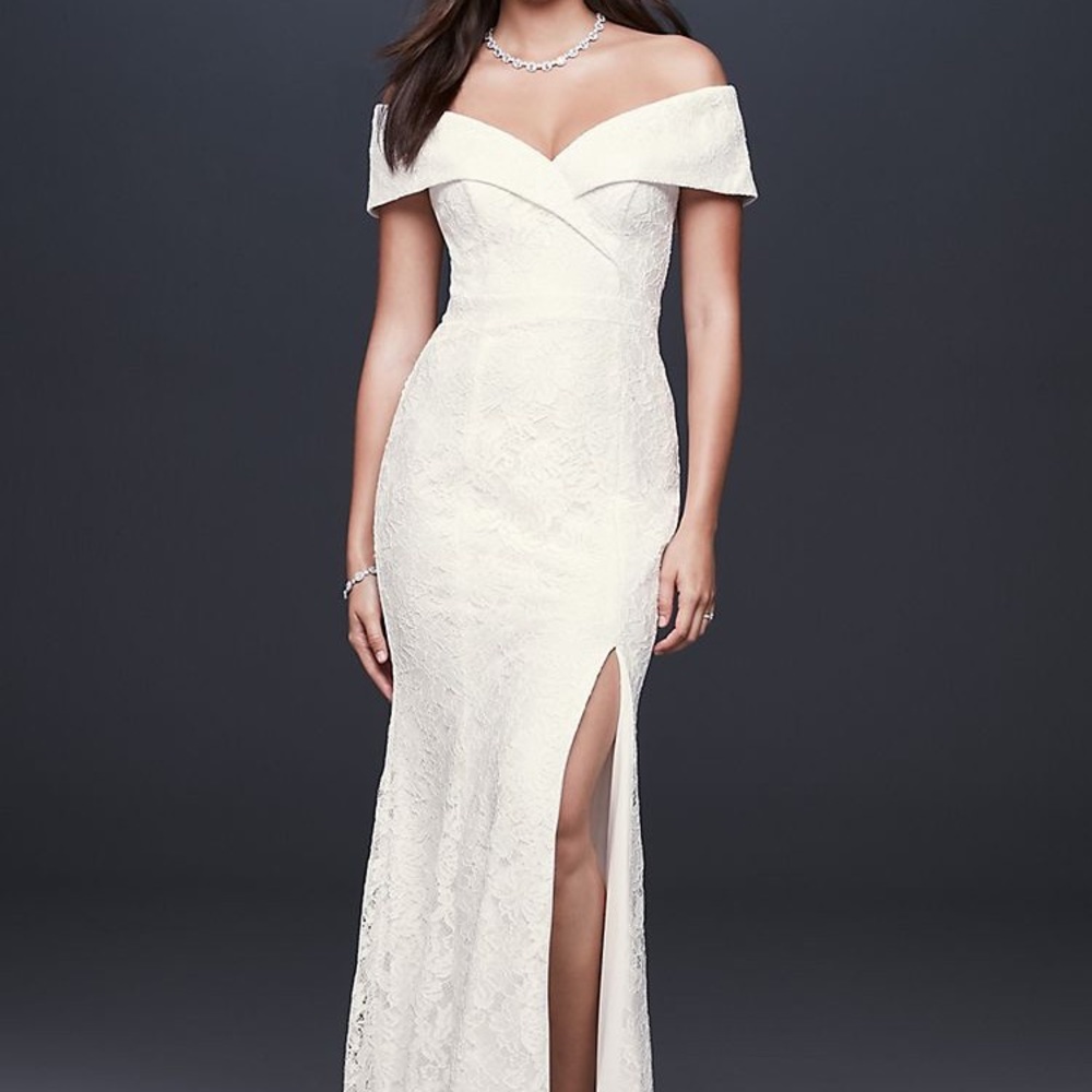 Off-the-shoulder lace wedding dress (Ivory)